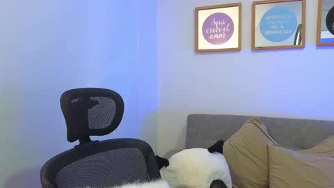 ANNY LOUIS online show from 3, 10, 2025