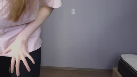 Snapshot of anny_meow chatting on 8, 2, 2025 Ann  My current schedule is below  online show from 8, 2, 2025