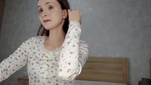 Snapshot of anny_meow chatting on 24, 10, 2025 Ann  My current schedule is below  online show from 24, 10, 2025