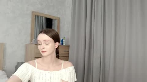 Snapshot of anny_meow chatting on 25, 10, 2025 Ann  My current schedule is below  online show from 25, 10, 2025