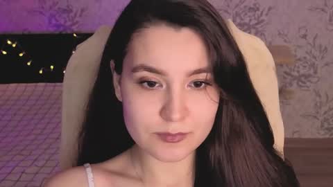 Annie online show from 16, 4, 2026