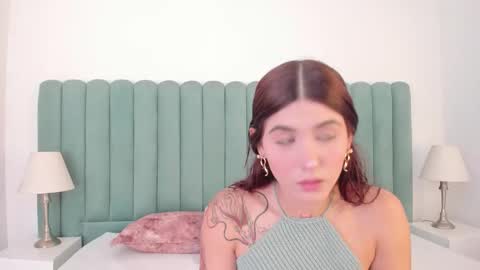 Snapshot of annybombastic chatting on 10, 2, 2026 Anny online show from 10, 2, 2026