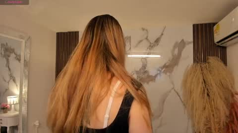 Snapshot of annyhathaway chatting on 18, 5, 2026 Anny online show from 18, 5, 2026