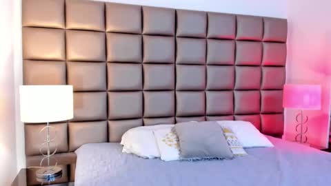 Snapshot of annyhizzle chatting on 14, 1, 2025 online show from 14, 1, 2025