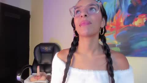 Snapshot of annyluna1 chatting on 18, 7, 2026 Annyluna online show from 18, 7, 2026