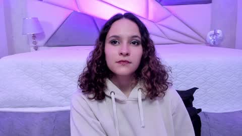 AnnyT online show from 30, 1, 2025