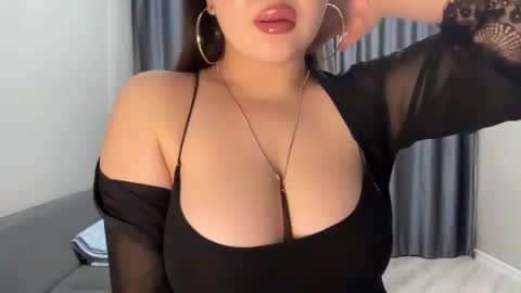 Snapshot of anora_sunny chatting on 2, 3, 2025 Any online show from 2, 3, 2025