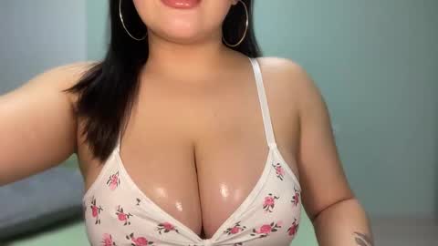 Snapshot of anora_sunny chatting on 25, 9, 2025 Any online show from 25, 9, 2025
