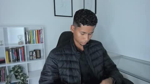 anozly online show from 15, 3, 2026