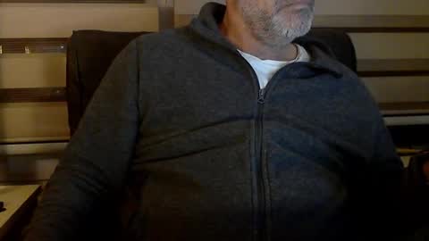 Snapshot of antheris chatting on 15, 10, 2025 antheris online show from 15, 10, 2025
