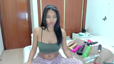 anthonela_hotsex online show from 22, 11, 2025