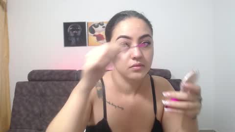 Snapshot of anthonela_queen chatting on 5, 3, 2025 Anthonela Queen online show from 5, 3, 2025