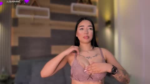 Anthonella Sweet online show from 10, 1, 2026