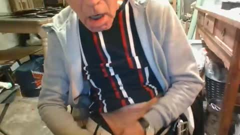 Snapshot of anthonyxxaa chatting on 15, 12, 2025 anthonyxxaa online show from 15, 12, 2025