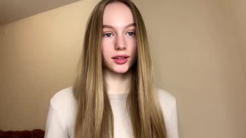 Snapshot of antionettepulgarin chatting on 9, 2, 2026 Viktoria online show from 9, 2, 2026