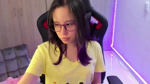 Snapshot of anto_sweet18 chatting on 30, 1, 2025 My birthday is on december 2nd surprise me with a gift from my amazonlist online show from 30, 1, 2025