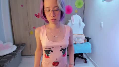 Snapshot of anto_sweet18 chatting on 15, 9, 2025 My birthday is on december 2nd surprise me with a gift from my amazonlist online show from 15, 9, 2025