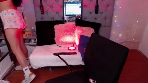 Snapshot of antolyh_c chatting on 9, 2, 2026 antolyh_c online show from 9, 2, 2026
