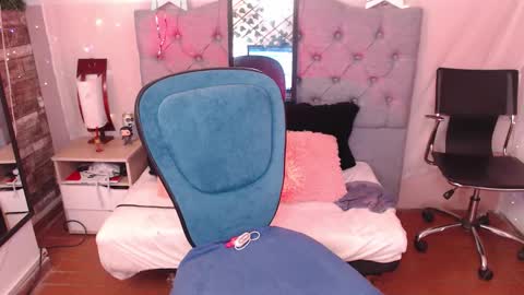 Snapshot of antolyh_c chatting on 20, 3, 2026 antolyh_c online show from 20, 3, 2026