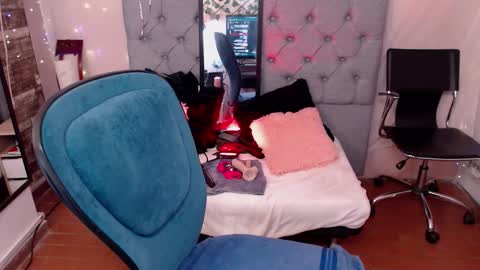 Snapshot of antolyh_c chatting on 29, 3, 2026 antolyh_c online show from 29, 3, 2026