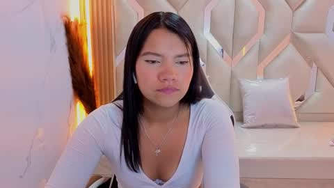 Antonela online show from 13, 10, 2025