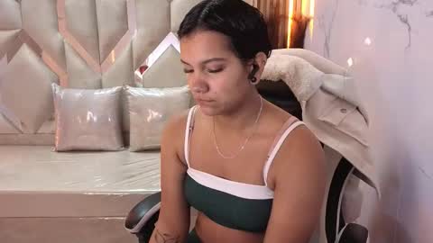 Antonela online show from 2, 12, 2025