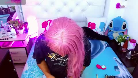 Snapshot of antonela_xx3 chatting on 1, 3, 2025 antonela_xx3 online show from 1, 3, 2025