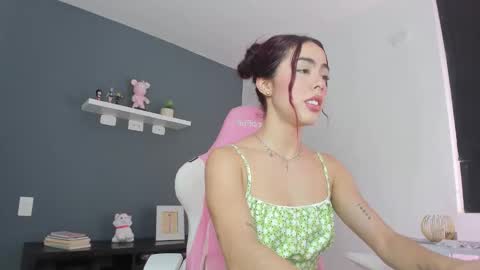 Antonella online show from 2, 4, 2026