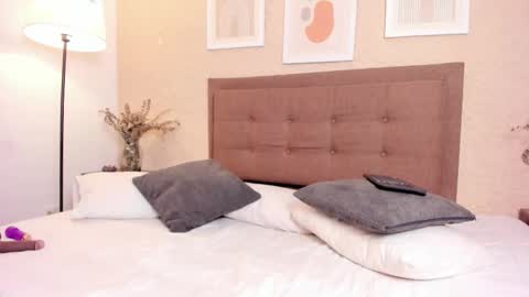 Antonella  online show from 15, 12, 2025