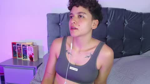 Snapshot of antonella_cruz02 chatting on 17, 7, 2026 anto ford02 online show from 17, 7, 2026