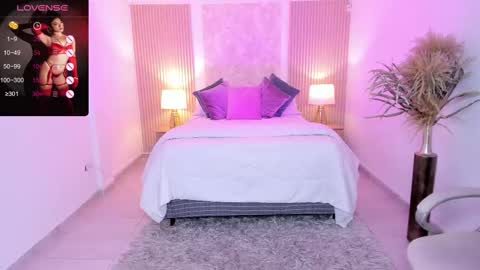 Snapshot of antonella_grayy chatting on 12, 9, 2025 Antonella Grayy online show from 12, 9, 2025