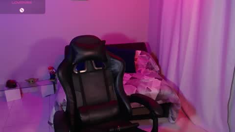 Snapshot of antonella_miller19 chatting on 10, 6, 2026 Antonella online show from 10, 6, 2026