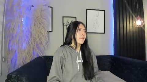 Snapshot of antonella_roses_ chatting on 24, 6, 2026 Antonella online show from 24, 6, 2026
