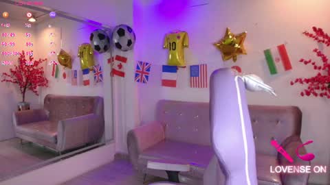 Antonella  online show from 8, 7, 2026