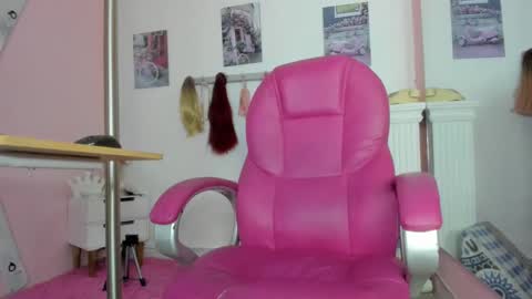 ANTONELLA online show from 4, 2, 2025