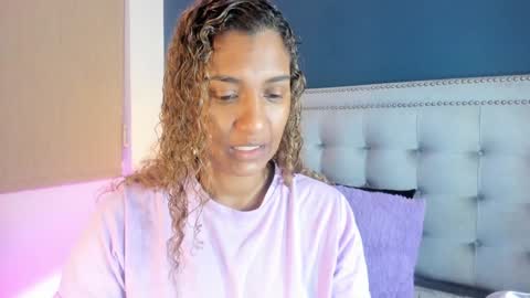 Snapshot of antonellaparker chatting on 3, 1, 2025 Sarah online show from 3, 1, 2025