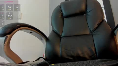 Snapshot of antonellaqueeen chatting on 19, 1, 2025 ANTONELLE online show from 19, 1, 2025