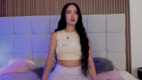 Snapshot of antonellaqueeen chatting on 23, 2, 2025 ANTONELLE online show from 23, 2, 2025