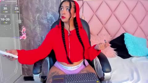 Snapshot of antonellaqueeen chatting on 26, 2, 2025 ANTONELLE online show from 26, 2, 2025