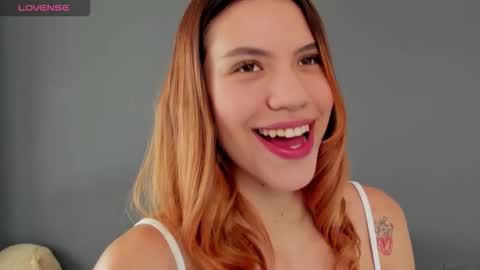 Snapshot of antonellarossii_ chatting on 2, 11, 2025 Antonella  online show from 2, 11, 2025