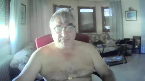 Antonio online show from 15, 10, 2025