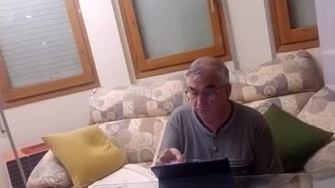 Antonio online show from 21, 10, 2025