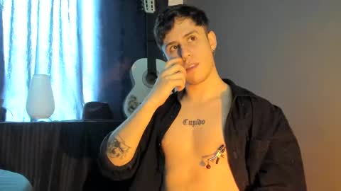 Snapshot of antonnello_ chatting on 21, 10, 2025 antonnello_ online show from 21, 10, 2025