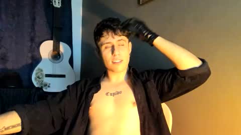 Snapshot of antonnello_ chatting on 22, 10, 2025 antonnello_ online show from 22, 10, 2025