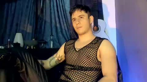 Snapshot of antonnello_ chatting on 16, 11, 2025 antonnello_ online show from 16, 11, 2025