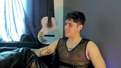 Snapshot of antonnello_ chatting on 20, 11, 2025 antonnello_ online show from 20, 11, 2025