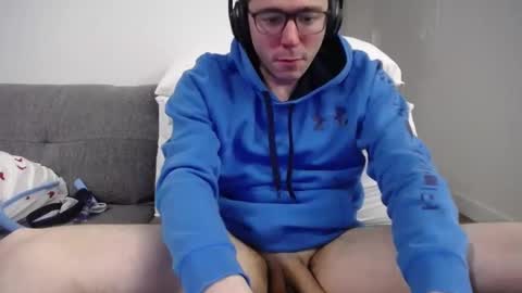 Snapshot of antrol13 chatting on 28, 2, 2025 Ask me online show from 28, 2, 2025