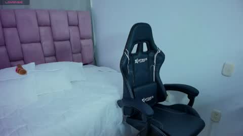 anttonella_lux online show from 16, 4, 2026