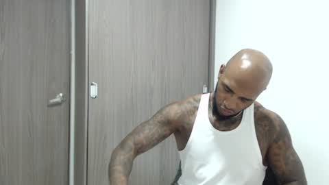 antwanblack11 online show from 5, 12, 2025