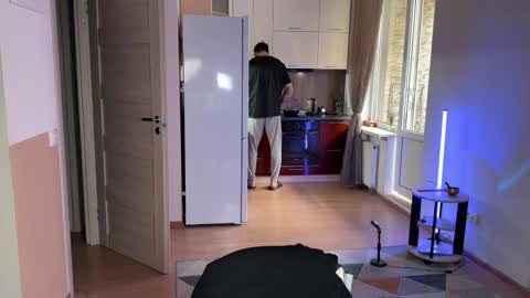 Tom online show from 18, 3, 2026